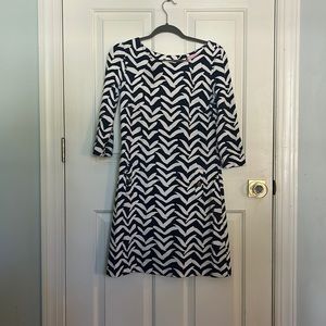Lilly Pulitzer navy and white dress